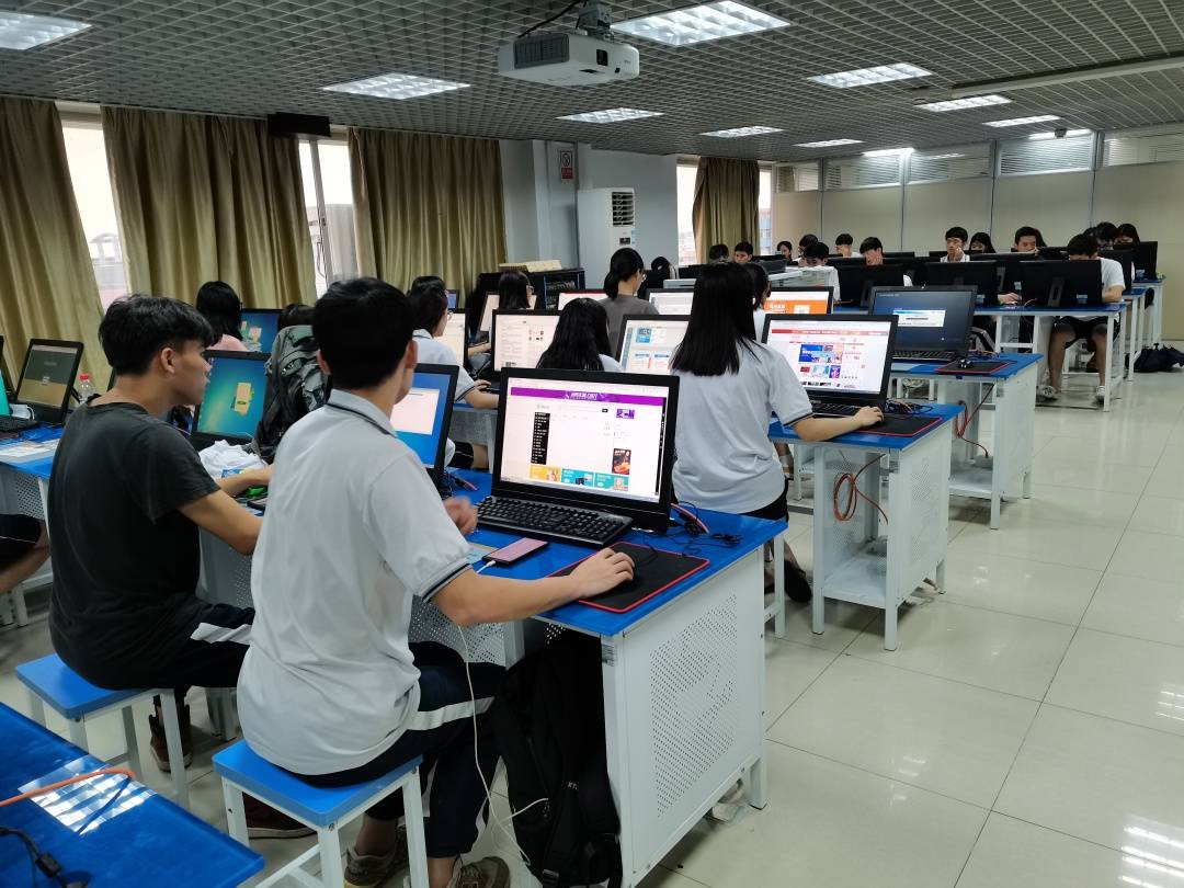 校企携手育英才 广州市工贸技师学院与益达教育走进《运营·美工岗位实战》开班第一课